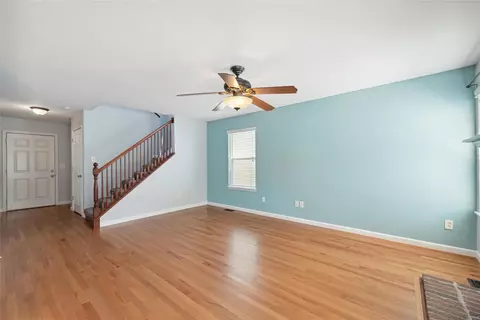 1545 Batters Box Dr, O'fallon, MO 63366 photo 2