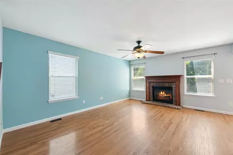 1545 Batters Box Dr, O'fallon, MO 63366 photo 3