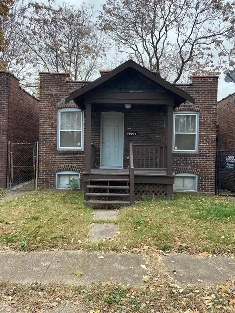 2025 Agnes St, Saint Louis, MO 63107