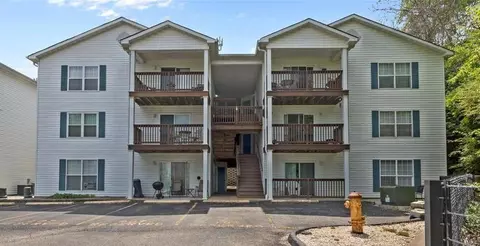 14 Eagle Rock Cv #304, Valley Park, MO 63088