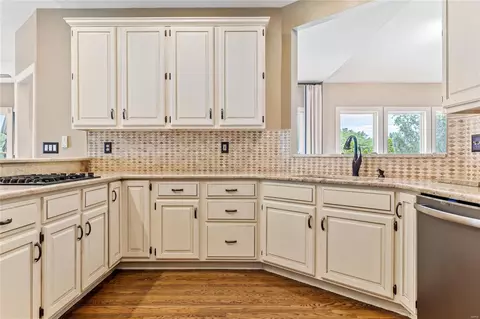 Kitchen - 97 Gillette Circle Pass, Weldon Spring, MO 63304 photo 5 of 7