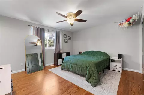 Bedroom - 130 Timka Dr, Ballwin, MO 63011 photo 3 of 4