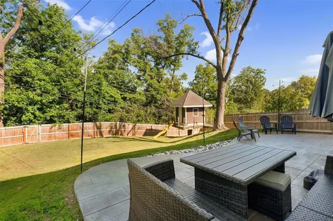 Exterior - 130 Timka Dr, Ballwin, MO 63011 photo 3 of 5