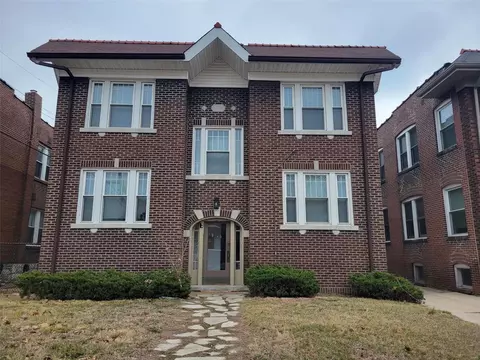 908 Eastgate Ave, University City, MO 63130