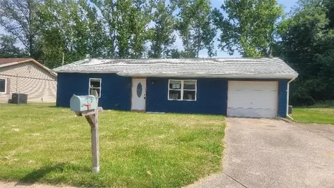 1508 Belleau Lake Dr, O'fallon, MO 63366