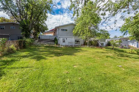 405 Orchard Ave, Ballwin, MO 63021 photo 19