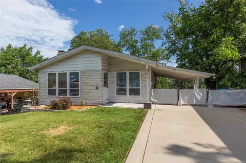 405 Orchard Ave, Ballwin, MO 63021 photo 20