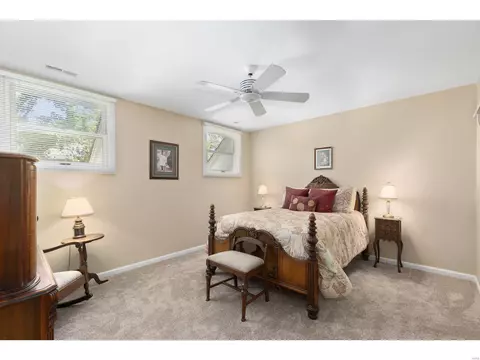 Bedroom - 2203 Devonsbrook Dr, Chesterfield, MO 63005 photo 4 of 6