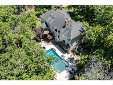 Exterior - 2203 Devonsbrook Dr, Chesterfield, MO 63005 photo 16 of 16