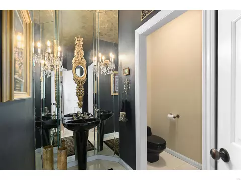 Bath - 2203 Devonsbrook Dr, Chesterfield, MO 63005 photo 3 of 8