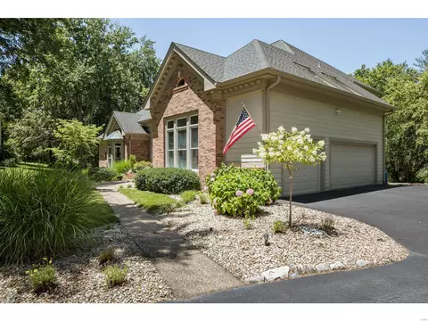 Exterior - 2203 Devonsbrook Dr, Chesterfield, MO 63005 photo 4 of 16