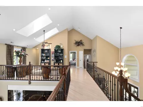 Entry Way - 2203 Devonsbrook Dr, Chesterfield, MO 63005 photo 4 of 5