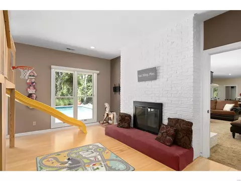 Other - 2203 Devonsbrook Dr, Chesterfield, MO 63005 photo 7 of 12