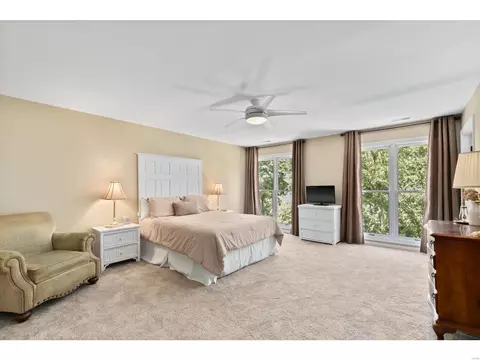 Bedroom - 2203 Devonsbrook Dr, Chesterfield, MO 63005 photo 5 of 6