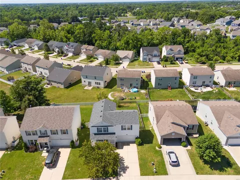View/Area - 718 Rabbit Run Dr, O'fallon, MO 63366 photo 3 of 5