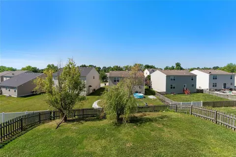 Other - 718 Rabbit Run Dr, O'fallon, MO 63366 photo 8 of 9