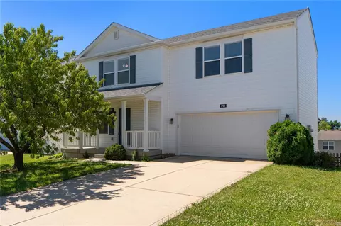 Exterior - 718 Rabbit Run Dr, O'fallon, MO 63366 photo 1 of 7