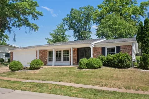 4967 Brookton Way, Saint Louis, MO 63128