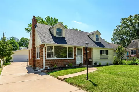 1228 Bluestone Ter, Saint Louis, MO 63119