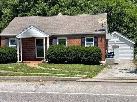 10201 Lackland Rd, Overland, MO 63114