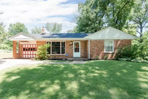1301 Thatcher Ave, Saint Louis, MO 63135