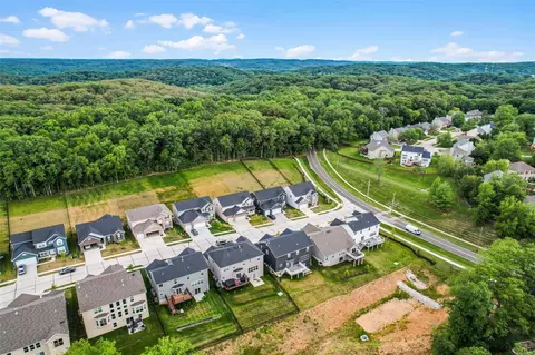 View/Area - 263 Arbors At Bridle Path, Ballwin, MO 63021 photo 8 of 8