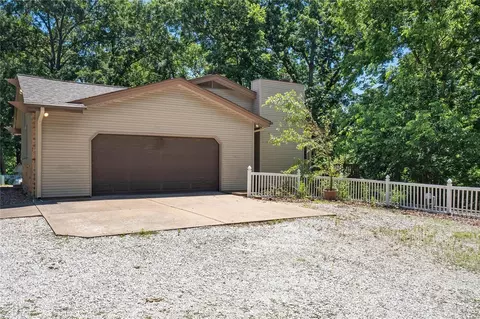 Exterior - 2 Forest View Dr, O'fallon, MO 63366 photo 5 of 8