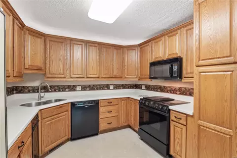 Kitchen - 2 Forest View Dr, O'fallon, MO 63366 photo 3 of 3