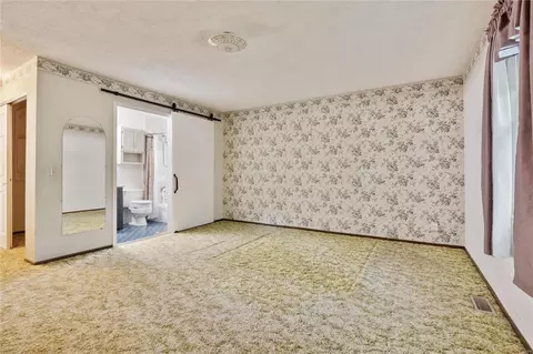Bedroom - 2 Forest View Dr, O'fallon, MO 63366 photo 8 of 10