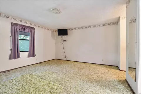 Bedroom - 2 Forest View Dr, O'fallon, MO 63366 photo 7 of 10