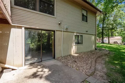 Exterior - 2 Forest View Dr, O'fallon, MO 63366 photo 8 of 8