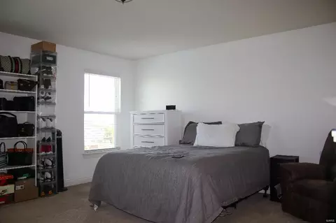 Bedroom - 307 Wild River Ct, O'fallon, MO 63366 photo 2 of 4