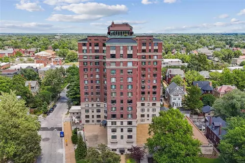 410 N Newstead Ave #7W, Saint Louis, MO 63108