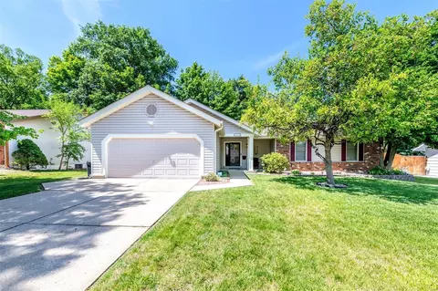 2815 Sundowner Dr, Saint Charles, MO 63303