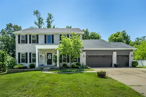 17137 Lafayette Trails Ct, Wildwood, MO 63038