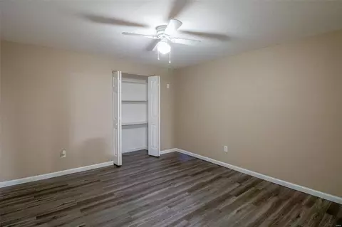 Bedroom - 11 New Haven Ct, Weldon Spring, MO 63304 photo 12 of 13