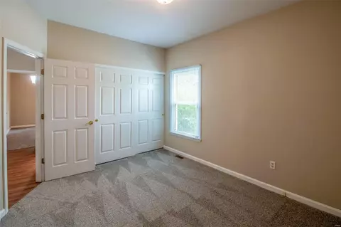 Bedroom - 11 New Haven Ct, Weldon Spring, MO 63304 photo 7 of 13