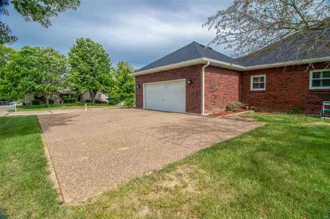 Exterior - 11 New Haven Ct, Weldon Spring, MO 63304 photo 5 of 9