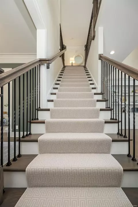 Entry Way - 1215 Patchwork Flds, Chesterfield, MO 63005 photo 5 of 10