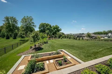 Exterior - 1215 Patchwork Flds, Chesterfield, MO 63005 photo 13 of 26