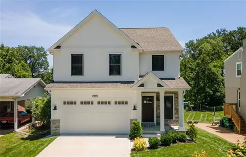 2436 High School Dr, Brentwood, MO 63144