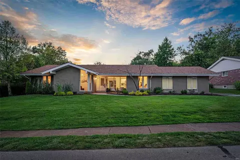 1409 N Woodlawn Ave, Saint Louis, MO 63122