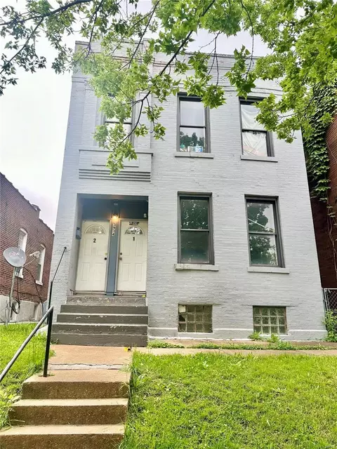 3934 Pennsylvania Ave, Saint Louis, MO 63118