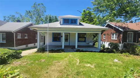 1321 Weleba Ave, Saint Louis, MO 63121