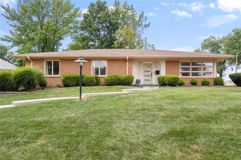 8294 Tulane Ave, Saint Louis, MO 63132