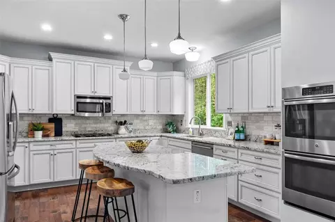 Kitchen - 46 Coalter Ridge Ct, O'fallon, MO 63368 photo 1 of 6