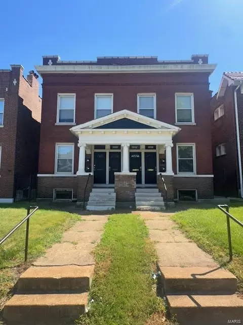 1830 Russell, Saint Louis, MO 63104