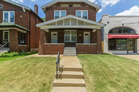5211 S Grand Blvd, Saint Louis, MO 63111