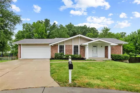 5 Cherrywood Ct, Saint Peters, MO 63376