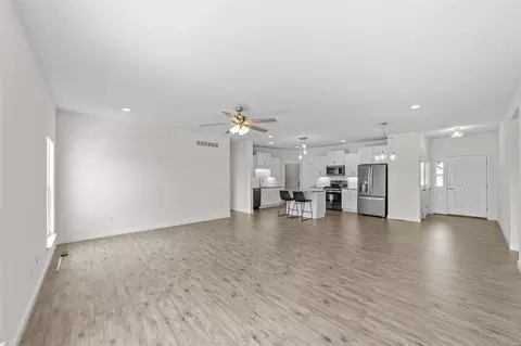 204 Rivermist Ct, O'fallon, MO 63366 photo 9